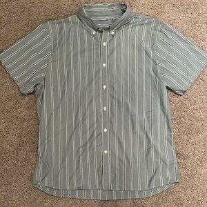 Abercrombie & Fitch Men's Gray Pinstripe Shirt